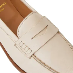 Lixia Loafer